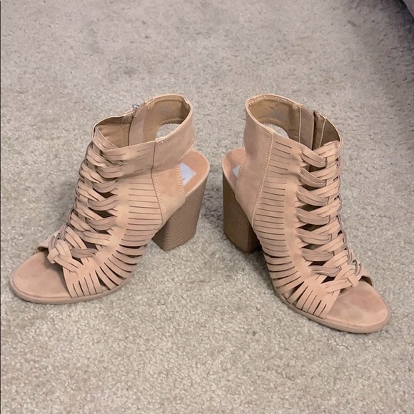 Booties - Picture 4 of 4